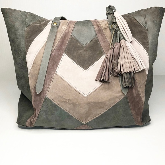 T-Shirt & Jeans Gray & Tan Tote Purse w/ Tassels - Picture 2 of 11